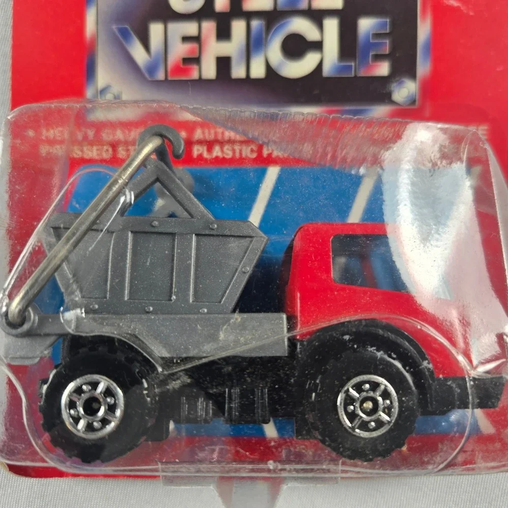 Steel Vehicle Scrap-Ladle Truck Red New Vintage Diecast Construction Hong Kong